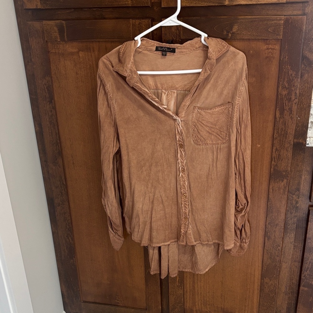 Velvet Heart Brown Button-Down Shirt